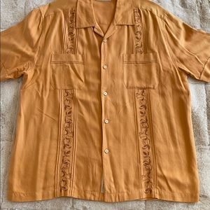 Men’s Cubavera shirt